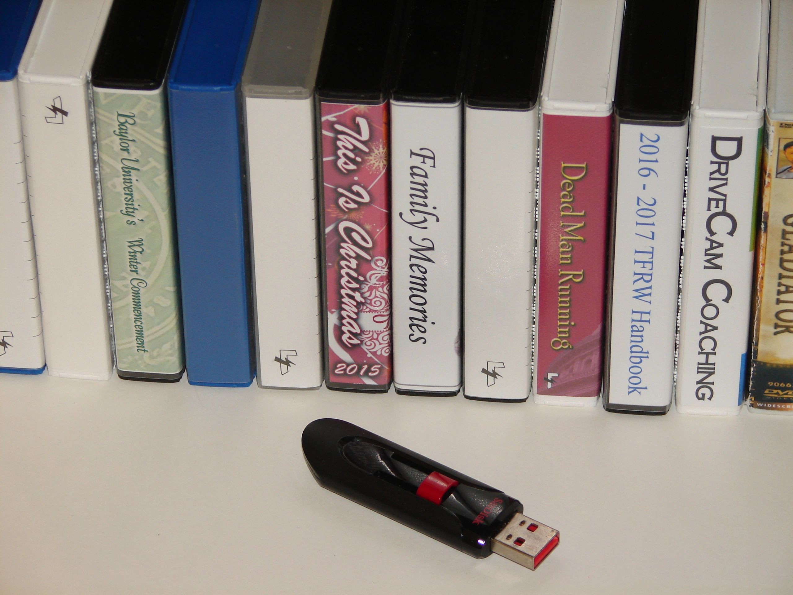 USB flash drive for digital storage